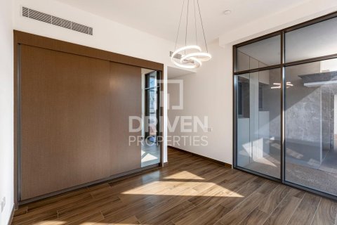 Villa in Al Furjan, Dubai, UAE 4 bedrooms, 586.68 sq.m. № 757279 - photo 6
