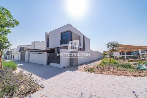 Villa i Al Furjan, Dubai, UAE 4 soveværelser, 402 kvm № 664802