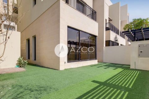 Kaupunkipientalo Jumeirah Village Circle, Dubai, Arabiemiraatit 3 makuuhuonetta, 198.3 m2 № 584015