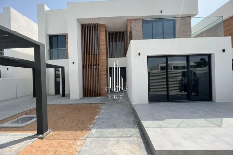 Vilă de închiriat în Saadiyat Island, Abu Dhabi, EAU 4 dormitoare, 538.6 mp.  №557637 - poză 29