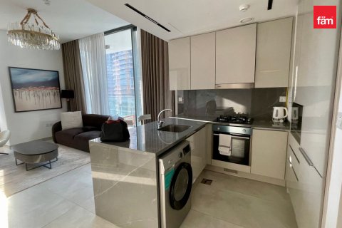 Apartmen di Business Bay, Dubai, UAE 1 bilik tidur, 80.5 meter persegi № 736981 - foto 6