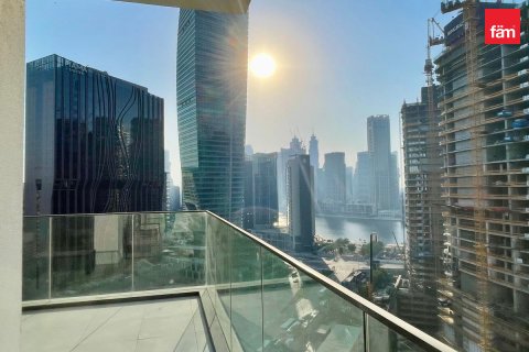Apartmen di Business Bay, Dubai, UAE 1 bilik tidur, 80.5 meter persegi № 736981 - foto 12