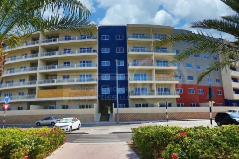 Apartament në Al Reef, Abu Dhabi, Emiratet e Bashkuara Arabe 2 dhoma gjumi, 114.9 m2. № 731226
