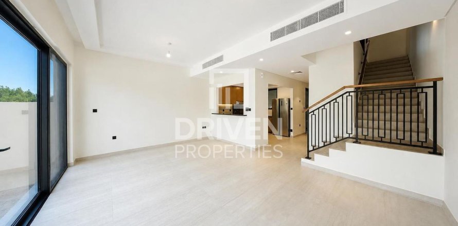 Casa urbana em Damac Lagoons, Dubai, EAU 4 quartos, 144 m2 № 765627