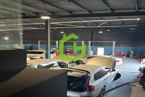 Magacin u Al Quoz, Dubai, UAE 557.4 m2 Br. 547656 - fotografija 5