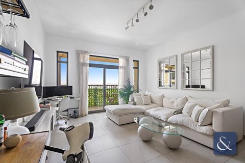 Apartamento en Umm Suqeim, Dubai, EAU 1 dormitorio, 72 m² № 667463