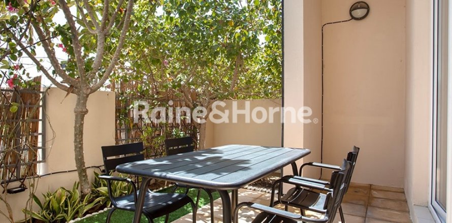 Apartmen di Jumeirah Village Circle, Dubai, UAE 1 bilik tidur, 92.5 meter persegi № 708647