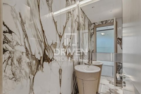 Пәтер Dubai Internet City, Дубай, БАӘ-да 4 жатын бөлмелер, 447.33 м² № 768560 - фото 26
