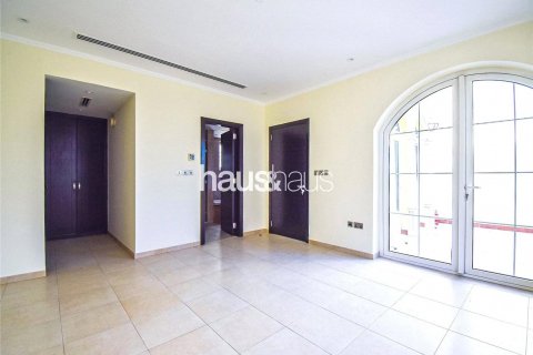 Villa zum Verkauf in Jumeirah Park, Dubai, VAE 3 Schlafzimmer, 285 m2 Nr. 625410 - Foto 8