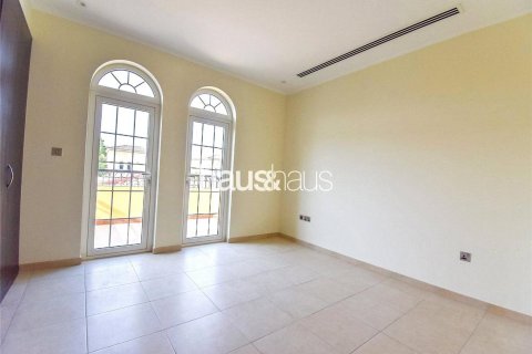 Villa zum Verkauf in Jumeirah Park, Dubai, VAE 3 Schlafzimmer, 285 m2 Nr. 625410 - Foto 9