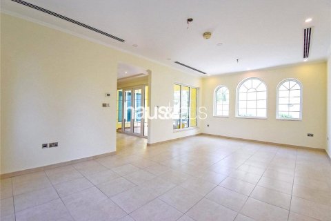 Villa zum Verkauf in Jumeirah Park, Dubai, VAE 3 Schlafzimmer, 285 m2 Nr. 625410 - Foto 3