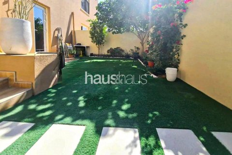 Vila u gradu Dubai Land, Dubai, UAE 2 spavaće sobe, 164 m2 Br. 625429 - Slika 2