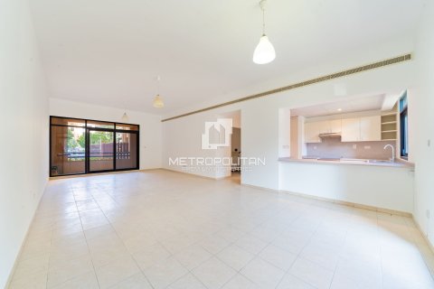 Appartement à Greens, Dubai, EAU: 2 chambres, 128 m2 № 665036