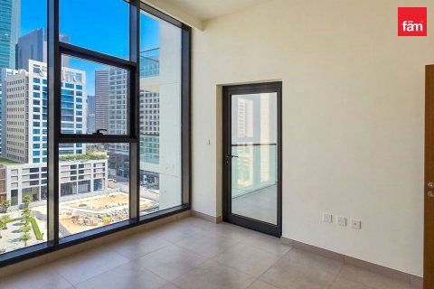 Apartmen di Business Bay, Dubai, UAE 1 bilik tidur, 67.9 meter persegi № 702407 - foto 8
