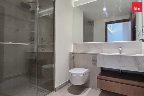 Apartmen di Business Bay, Dubai, UAE 1 bilik tidur, 67.9 meter persegi № 702407 - foto 12