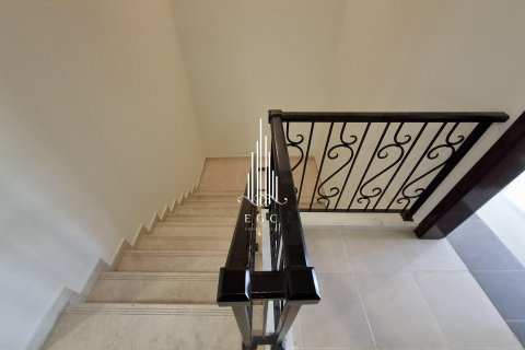 Vila di Al Salam Street, Abu Dhabi, UEA 3 kamar tidur, 261.9 m2 nomor 535120 - foto 21