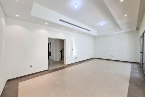 Vila di Al Salam Street, Abu Dhabi, UEA 3 kamar tidur, 261.9 m2 nomor 535120 - foto 8