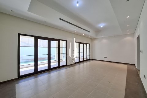 Vila di Al Salam Street, Abu Dhabi, UEA 3 kamar tidur, 261.9 m2 nomor 535120 - foto 3