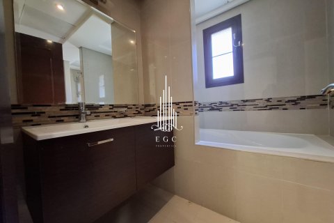 Vila di Al Salam Street, Abu Dhabi, UEA 3 kamar tidur, 261.9 m2 nomor 535120 - foto 27