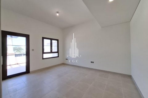 Vila di Al Salam Street, Abu Dhabi, UEA 3 kamar tidur, 261.9 m2 nomor 535120 - foto 15