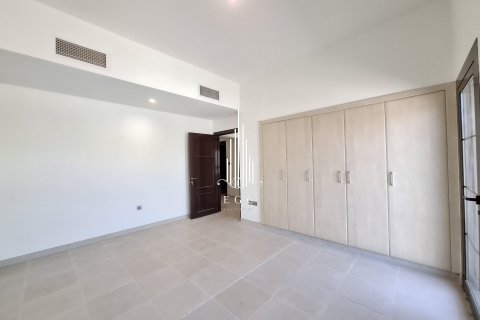 Vila di Al Salam Street, Abu Dhabi, UEA 3 kamar tidur, 261.9 m2 nomor 535120 - foto 6