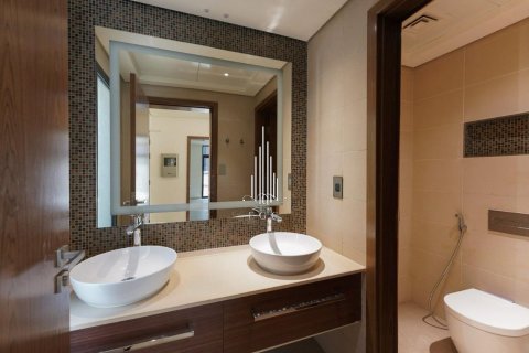 Vila na Yas Island, Abu Dhabi, SAE 5 ložnice, 643.8 m² Č.: 535187 - fotografie 26