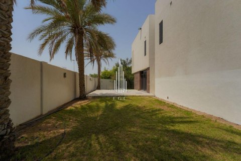 Vila na Yas Island, Abu Dhabi, SAE 5 ložnice, 643.8 m² Č.: 535187 - fotografie 22