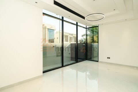 Villa uthyres i Nadd Al Sheba, Dubai, UAE 5 sovrum, 465 kvm Nr. 722523 - fotografi 14