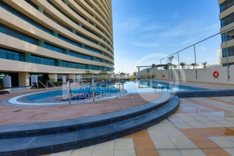 Al Reem Island, Abu Dhabi, UAE의 임대용 아파트 침실 3개, 175.6제곱미터 번호 410587 - 사진 2