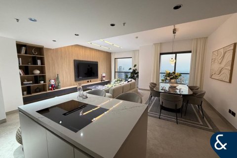 Leilighet i Jumeirah Beach Residence, Dubai, Emiratene 2 soverom, 123 kvm nr. 667362