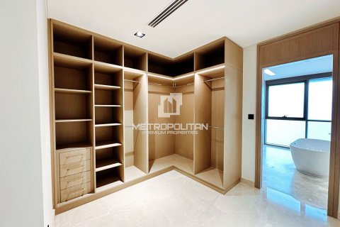 Villa en alquiler en Dubai Hills Estate, Dubai, EAU 5 dormitorios, 808 m2 № 663692 - foto 15