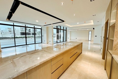 Villa en alquiler en Dubai Hills Estate, Dubai, EAU 5 dormitorios, 808 m2 № 663692 - foto 7