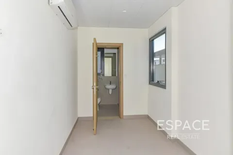 Villa in vendita a Al Furjan, Dubai, EAU 4 camere da letto, 388 mq. № 737851 - foto 9