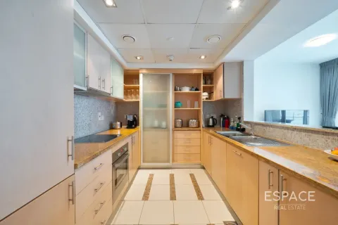 Appartement te koop in Dubai Marina, Dubai, VAE 1 slaapkamer, 84 vr.m., nr 737845 - foto 7