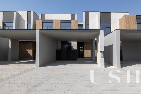 Ridamaja asukohaga Mudon, Dubai, AÜE: 3 magamistoaga, 176 m² Nr 620775
