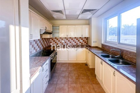 Stadthaus zum Verkauf in Dubai Sports City, Dubai, VAE 4 Schlafzimmer, 297 m2 Nr. 625301 - Foto 3