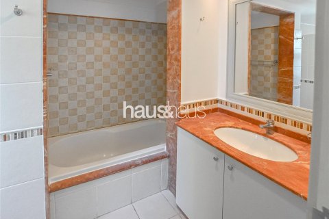 Stadthaus zum Verkauf in Dubai Sports City, Dubai, VAE 4 Schlafzimmer, 297 m2 Nr. 625301 - Foto 6