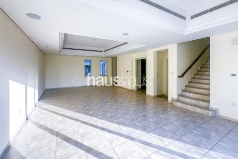 Stadthaus zum Verkauf in Dubai Sports City, Dubai, VAE 4 Schlafzimmer, 297 m2 Nr. 625301 - Foto 2