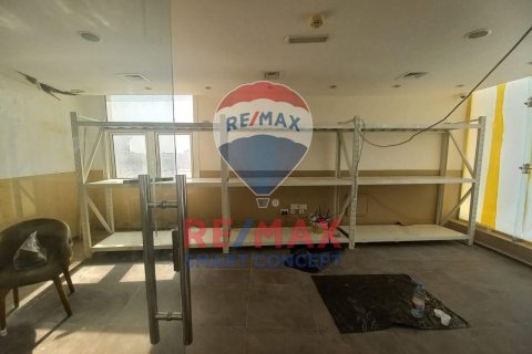 Villa para arrendamento em Khalifa City, Abu Dhabi, EAU 1500 m2 № 570245 - foto 19