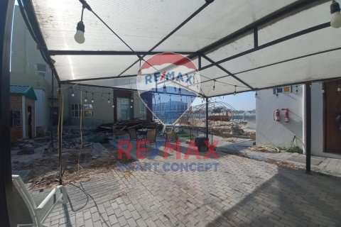 Villa para arrendamento em Khalifa City, Abu Dhabi, EAU 1500 m2 № 570245 - foto 21