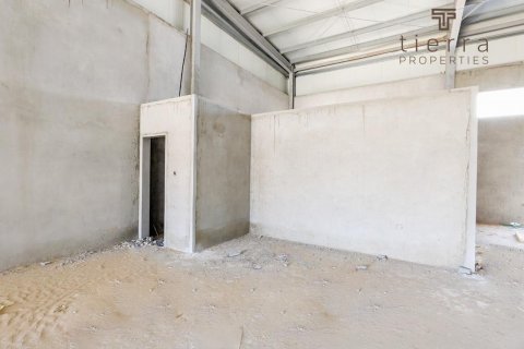 Warehouse in Al Khawaneej, Dubai, UAE 1207.7 sq.m. № 539969 - photo 3