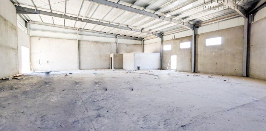 Warehouse in Al Khawaneej, Dubai, UAE 1207.7 sq.m. № 539969