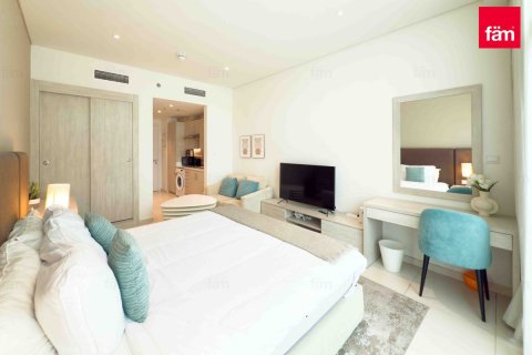 Apartment in Palm Jumeirah, Dubai, UAE 33.6 sq.m. № 760787 - photo 6