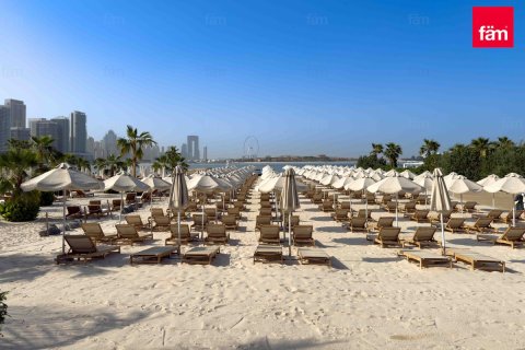 Apartment in Palm Jumeirah, Dubai, UAE 33.6 sq.m. № 760787 - photo 18