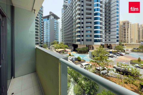 Apartment in Palm Jumeirah, Dubai, UAE 33.6 sq.m. № 760787 - photo 12