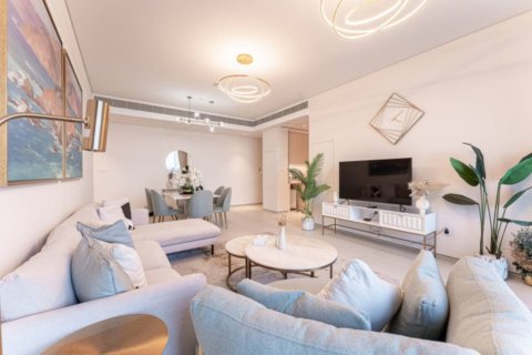 Apartament de închiriat în Jumeirah Beach Residence, Dubai, EAU 3 dormitoare, 172.8 mp. №750248 - poză 2