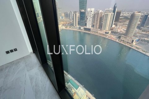 Lägenhet till försäljning i Business Bay, Dubai, UAE 3 sovrum, 160 kvm Nr. 627271 - fotografi 25
