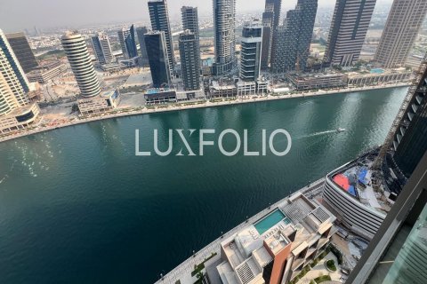 Lägenhet till försäljning i Business Bay, Dubai, UAE 3 sovrum, 160 kvm Nr. 627271 - fotografi 14