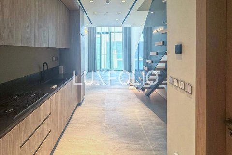 Penthouse in Jumeirah Village Circle, Dubai, UAE 1 bedroom, 74 sq.m. № 627272 - photo 4