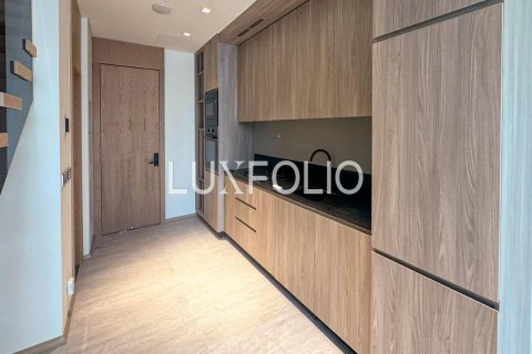 Penthouse in Jumeirah Village Circle, Dubai, UAE 1 bedroom, 74 sq.m. № 627272 - photo 5